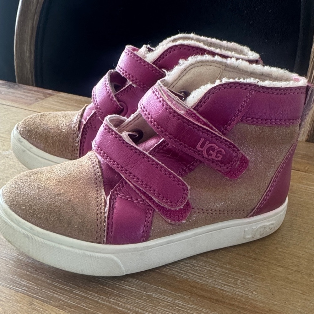 UGG Kids Fuchsia and Beige Sneakers size 9